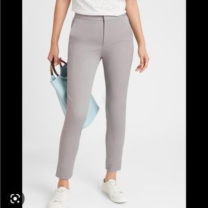 Banana Republic Women's Gray High-rise Slim Ankle Bistretch Pant Size 4